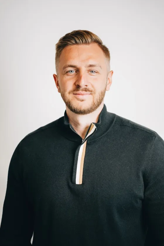 Dimitri Basylev - Gründer von Web&Media, Informatiker und Softwareentwickler